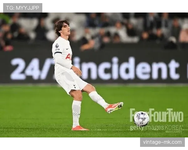 鲍德克：英超新赛季表现备受期待，球队目标明确