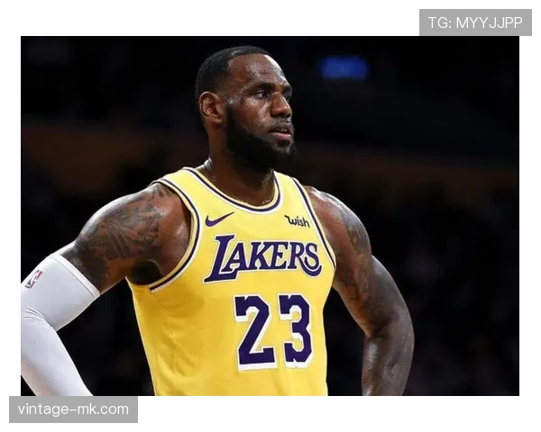 布拉德利·比尔季后赛关键时刻突破提升得分稳定性明显